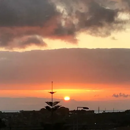 Beautiful Ocean-view Town House Adeje