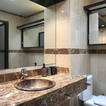 Beautiful Ocean-view Town House Holiday home *